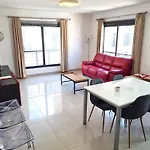 Sliema - Private Terrace, Mins Walk To Balluta Bay Beach