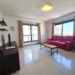 Sliema - Private Terrace, Mins Walk To Balluta Bay Beach