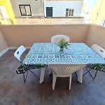 Sliema - Private Terrace, Mins Walk To Balluta Bay Beach