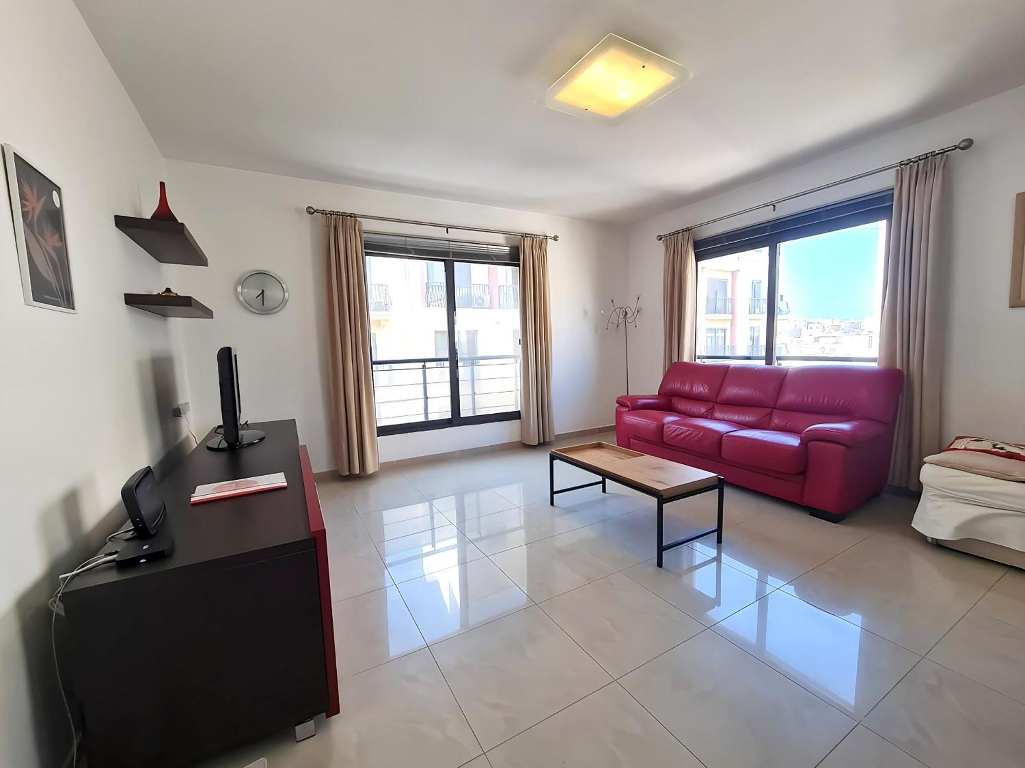- Private Terrace, Mins Walk To Balluta Bay
